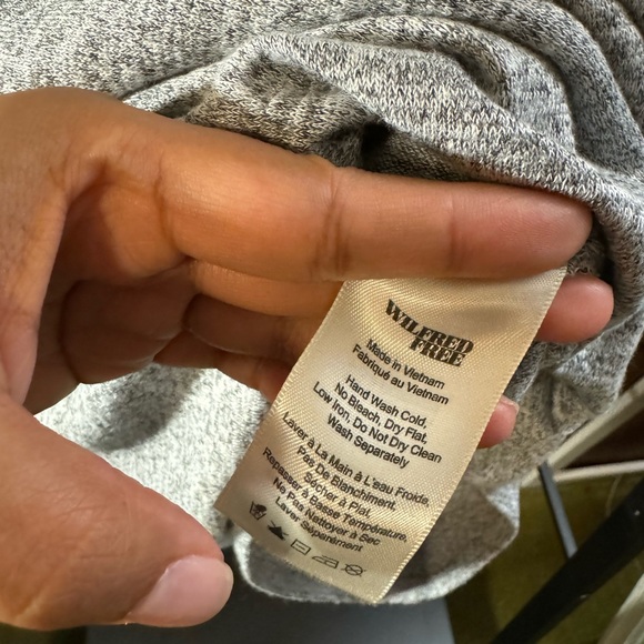 Aritzia Wilfred Free Heather Grey Skirt XS - Picture 8 of 10